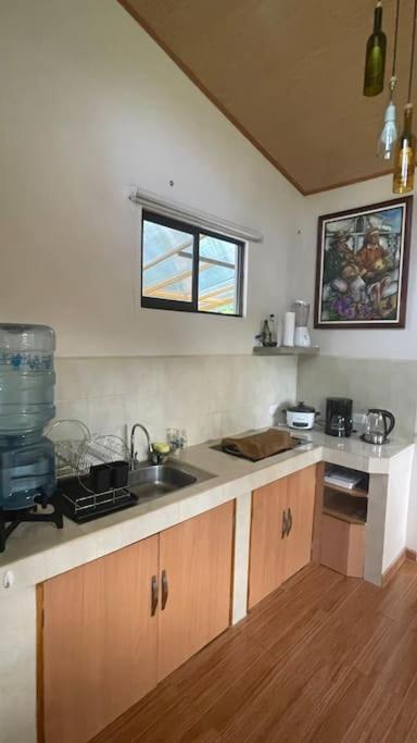 Casa Noil, Beautiful Eco House Near The Beach! Apartman Puerto Viejo de Talamanca Kültér fotó